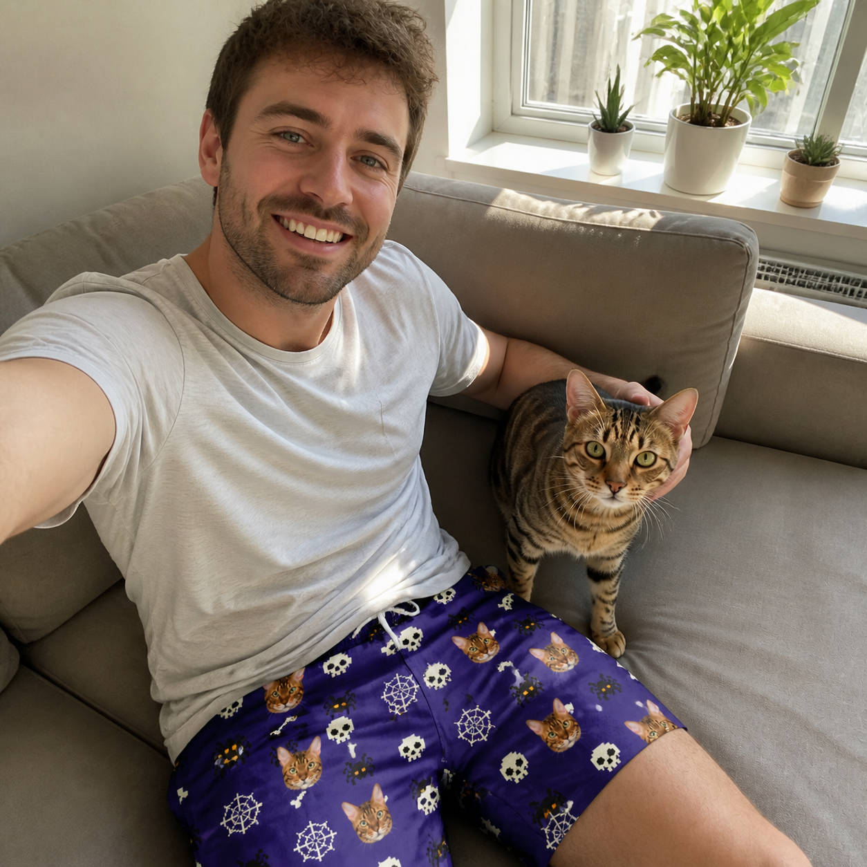 Selfie with the pet whose face is printed all over this Men's Bone Appétit Custom Cat Face Beach Shorts