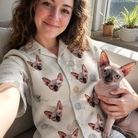 Selfie with the pet whose face is printed all over this Women's Skein Snoopers Custom Cat Face Hawaiian Shirt